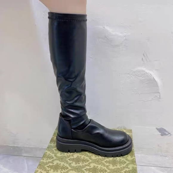 Knee length/high boots - Picture 4 of 6